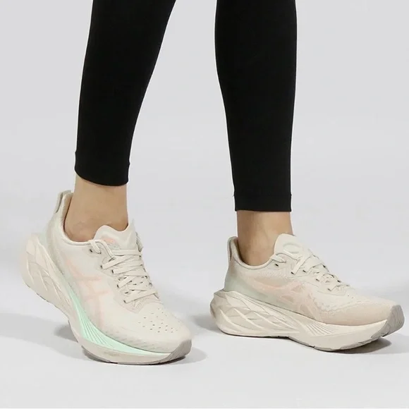 ASICS Women's novablast 4 off white shoes - Picture 10 of 10